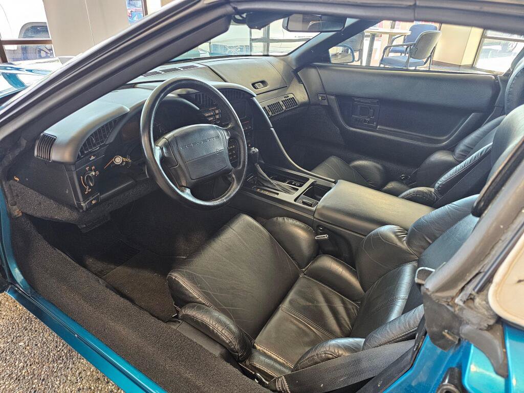 Used 1992 Chevrolet Corvette Convertible RWD image 19