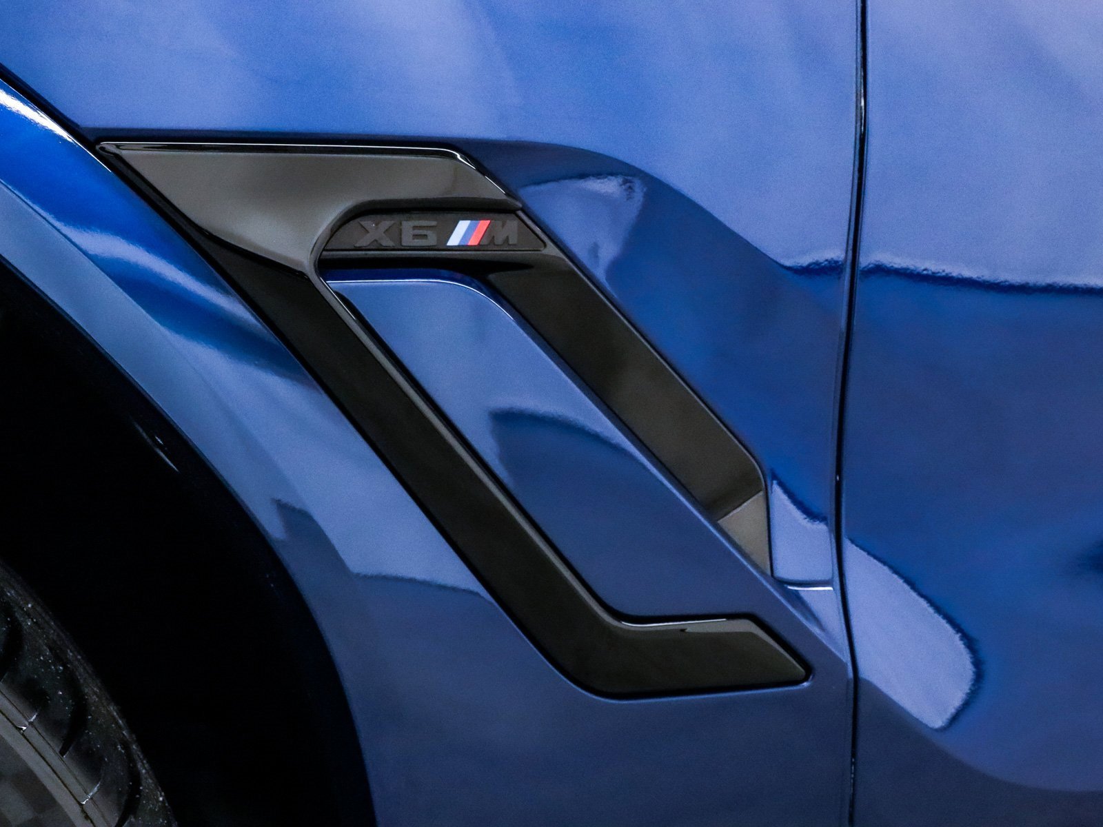 Used 2024 BMW X6 M Competition w/ Executive Package image 66