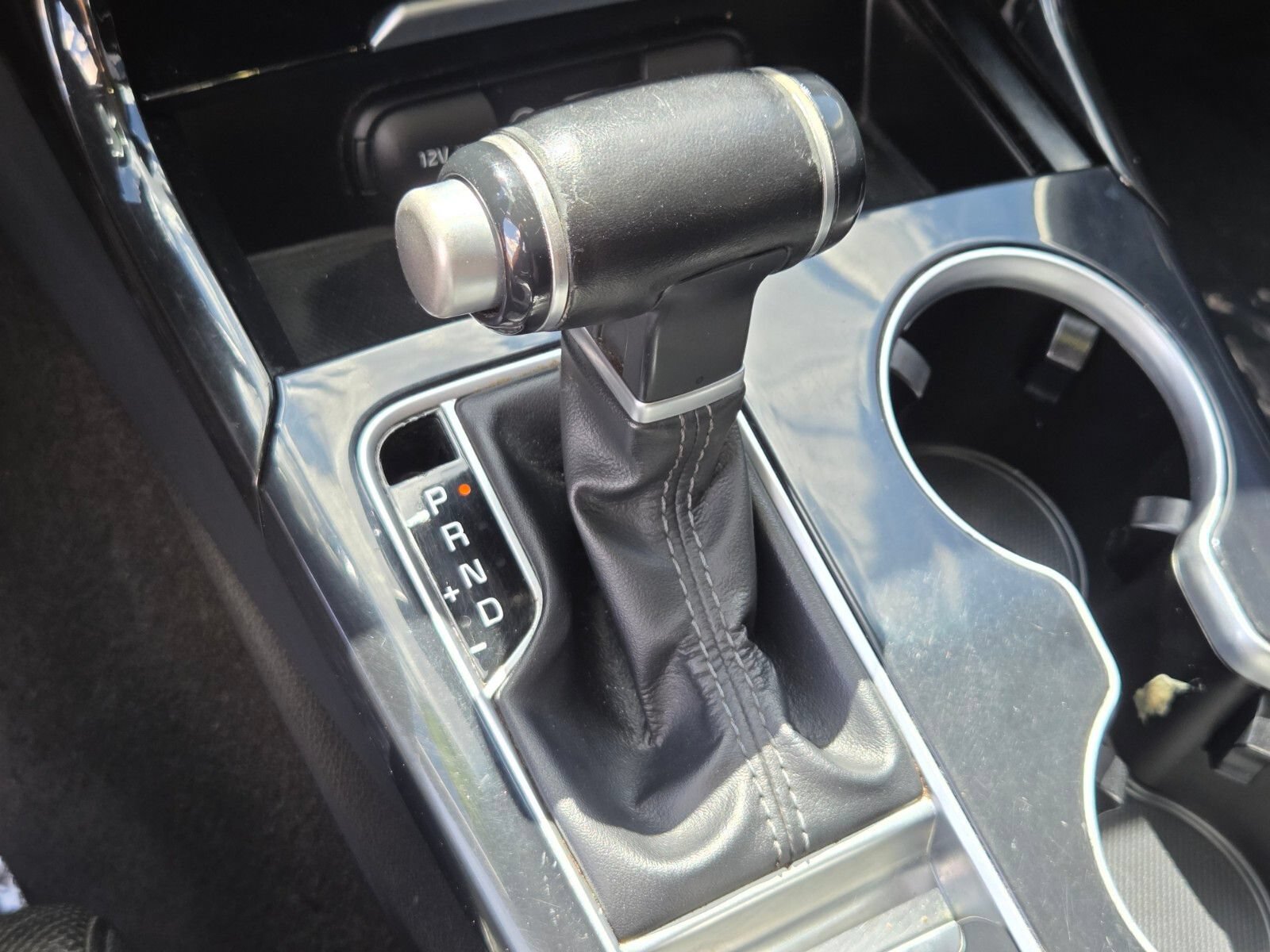 Used 2018 Kia Stinger Premium RWD image 24