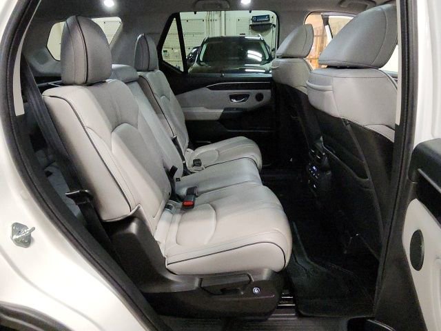 Certified 2023 Honda Pilot Elite image 33