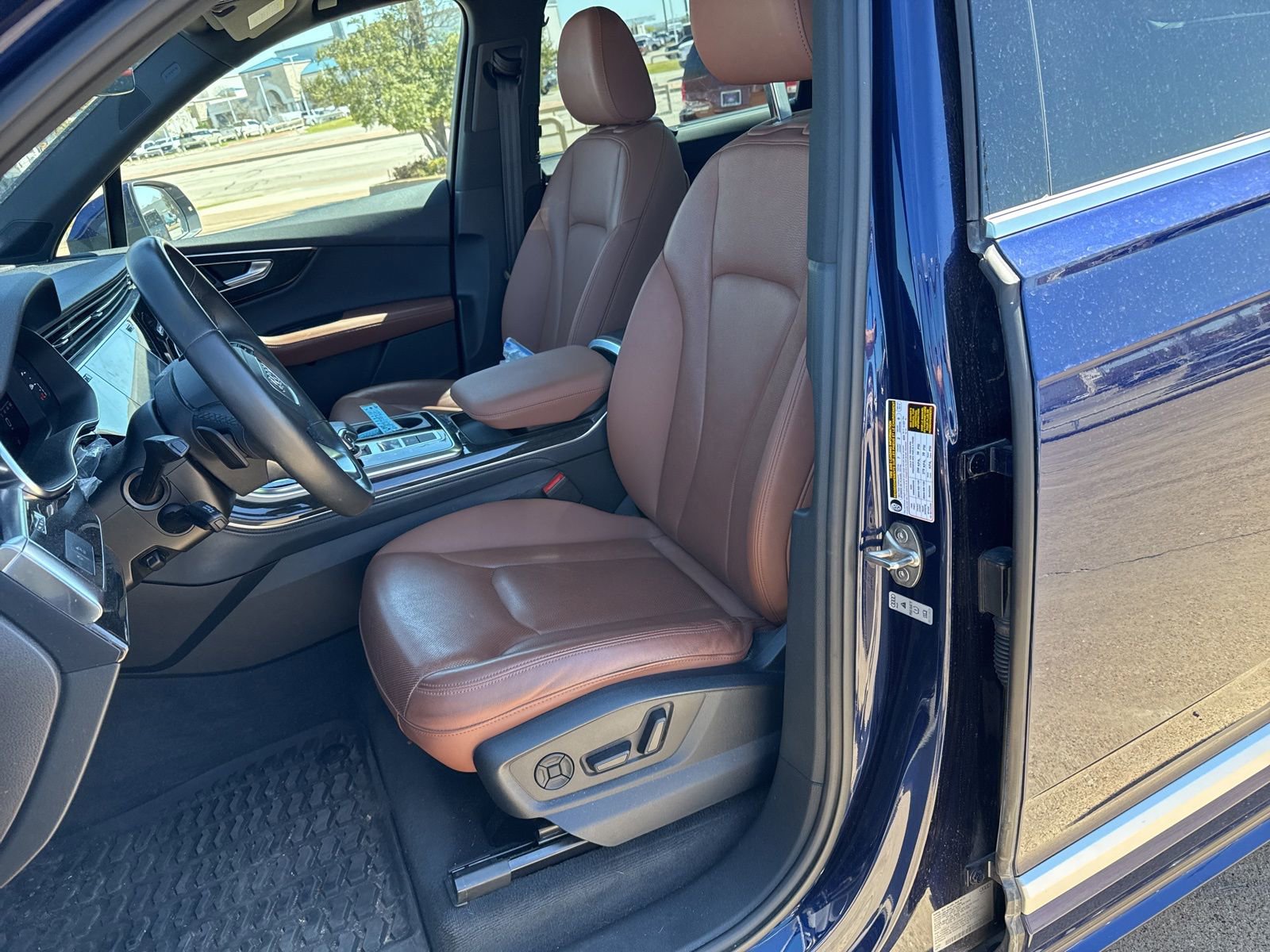 Used 2021 Audi Q7 3.0T Premium Plus image 11