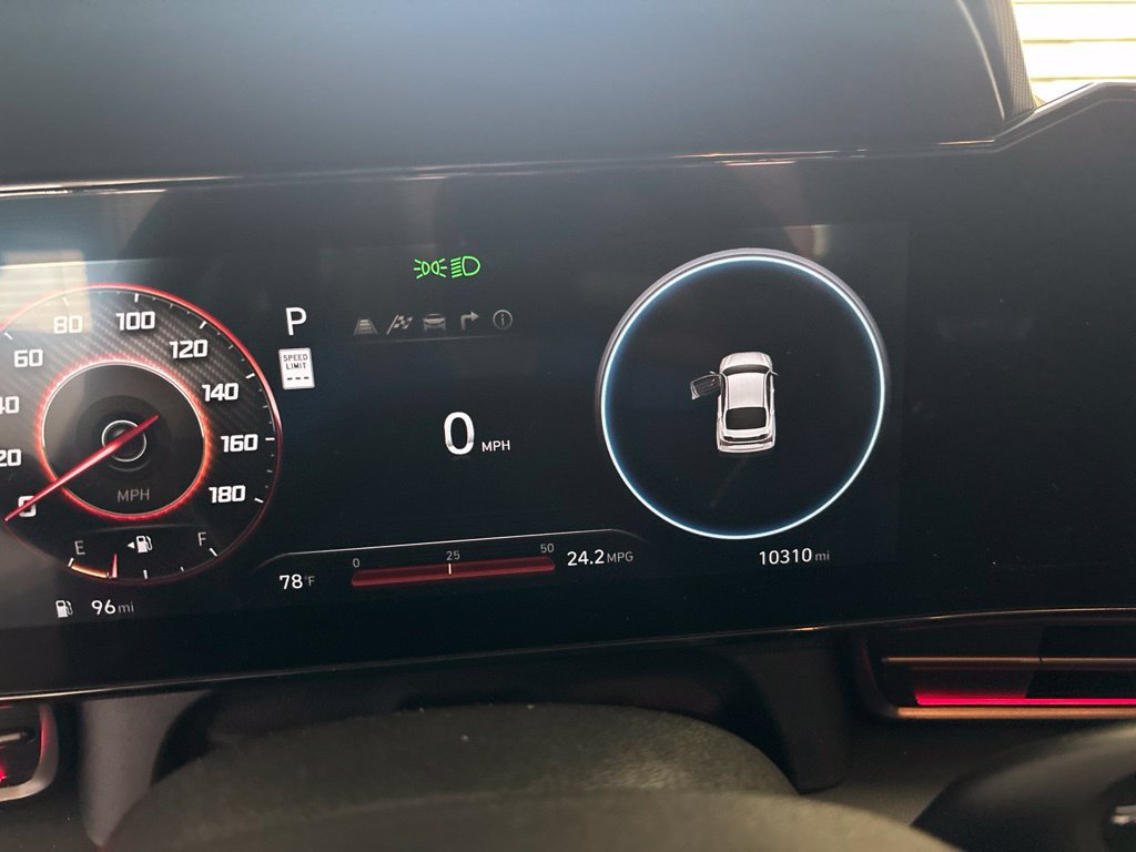 Used 2025 Hyundai Elantra N FWD image 8