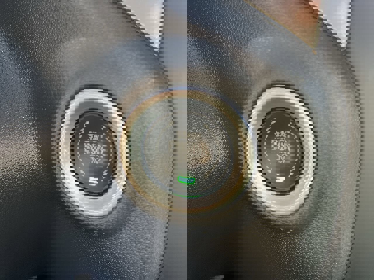 Used 2022 Chevrolet Silverado 1500 RST image 16