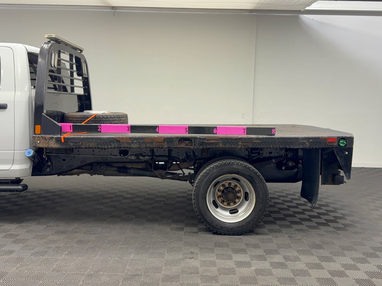 Used 2020 RAM 5500 Tradesman w/ Chrome Appearance Group AWD/4WD image 8