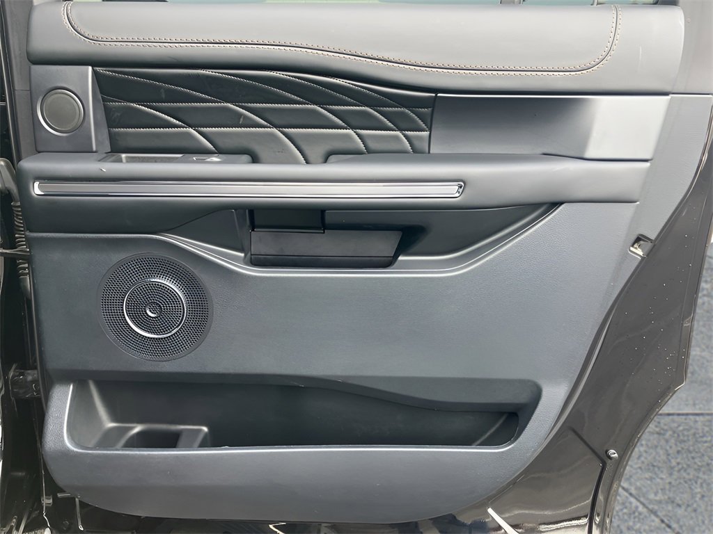 Used 2020 Ford Expedition Max Platinum image 50