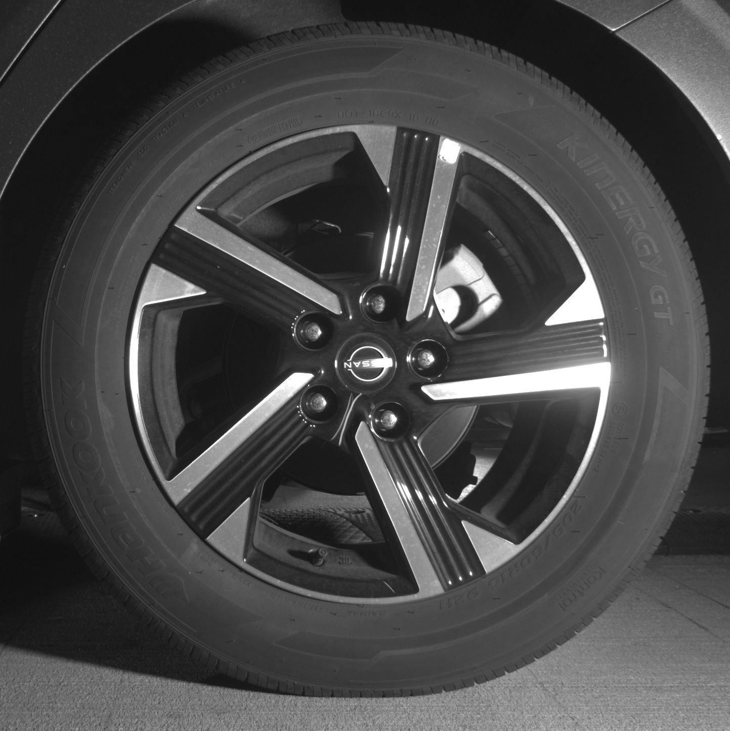 Used 2025 Nissan Sentra SV FWD image 14