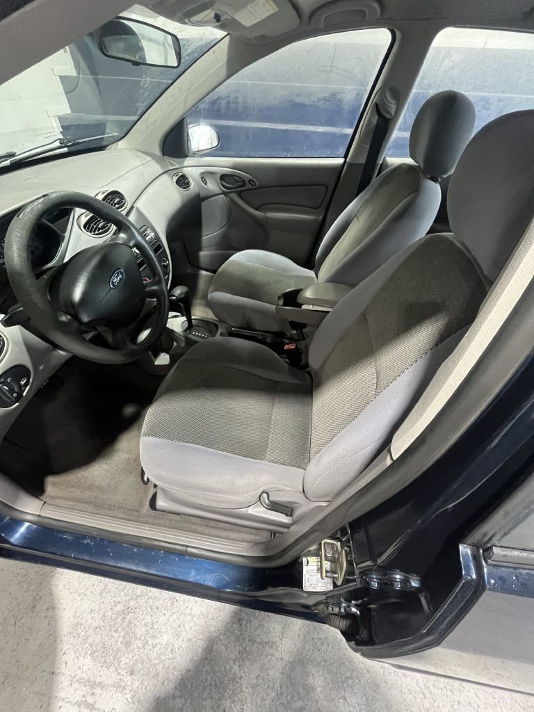 Used 2004 Ford Focus SE image 5
