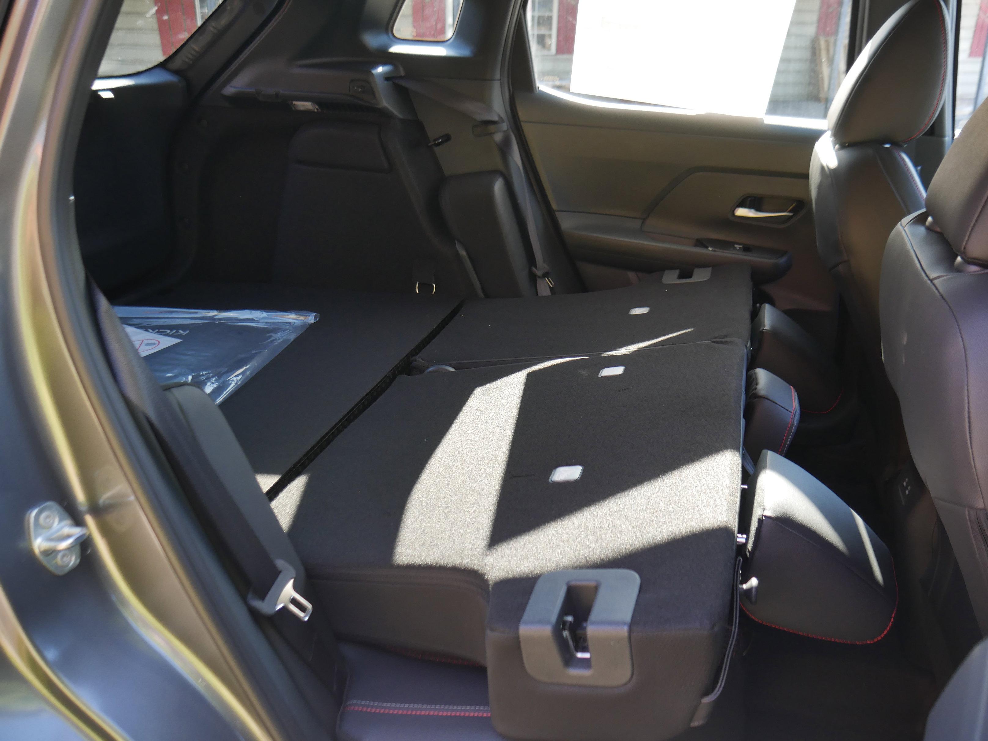 New 2026 Nissan Kicks SR w/ Cold Weather Package image 29