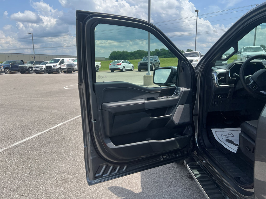 New 2025 Ford F150 Lariat w/ Equipment Group 501A Mid image 34