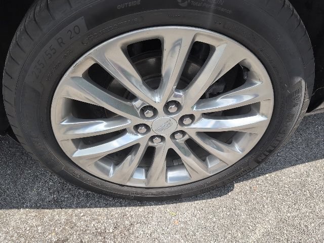 Used 2022 Cadillac XT6 Premium Luxury AWD/4WD image 5