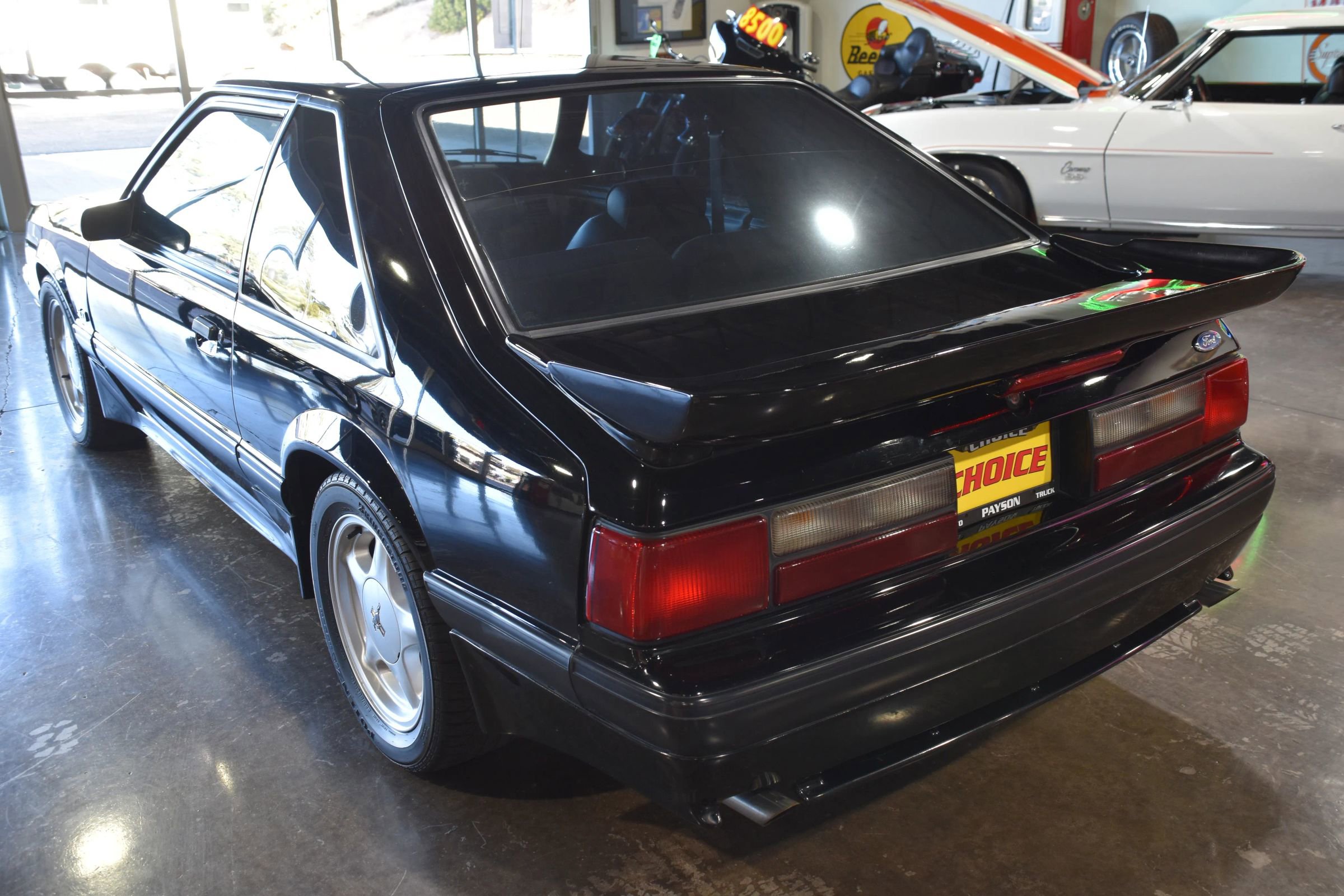 Used 1991 Ford Mustang LX RWD image 6