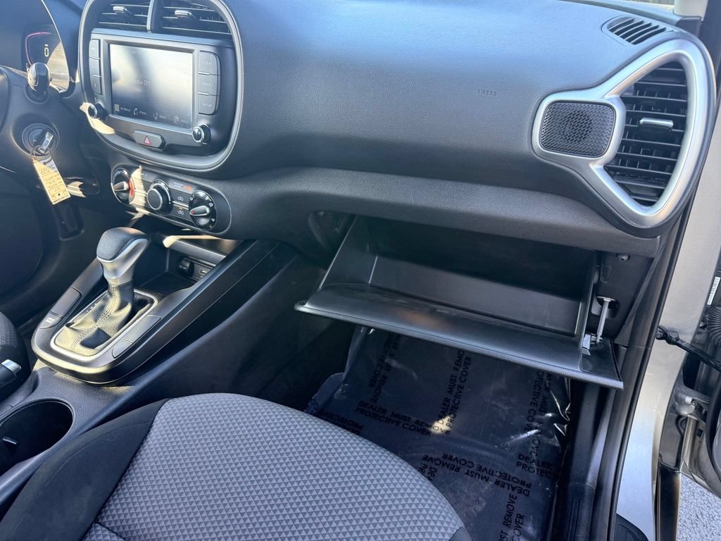 Used 2023 Kia Soul LX w/ Option Group 015 FWD image 26