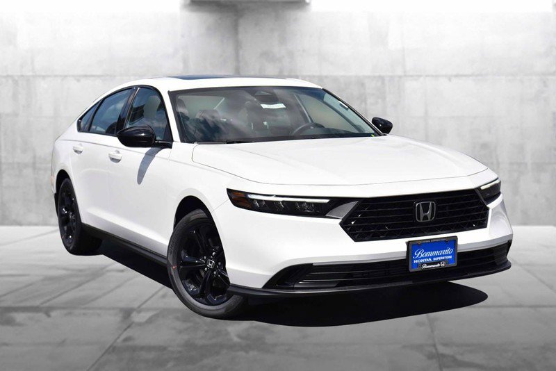 New 2025 Honda Accord SE image 2