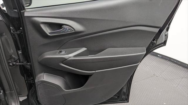 Used 2026 Chevrolet Trax LT FWD image 19
