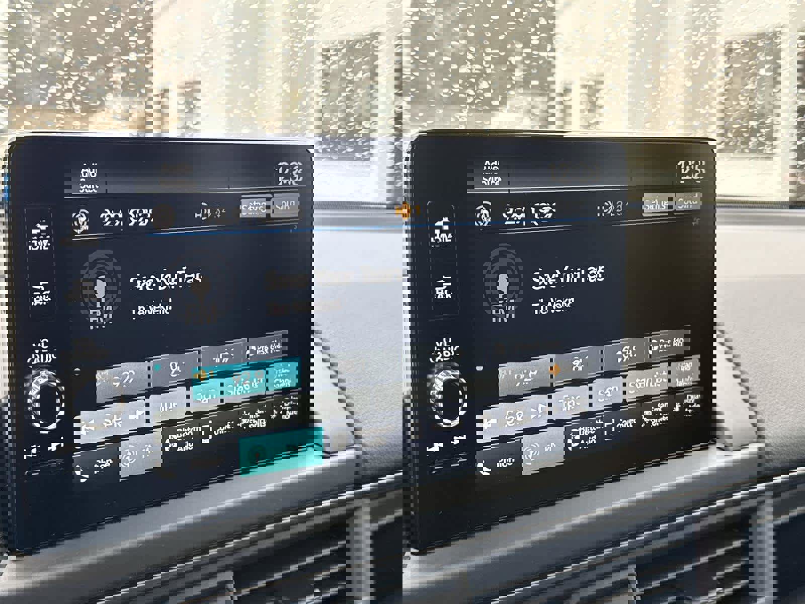 Used 2025 Honda Pilot TrailSport image 25