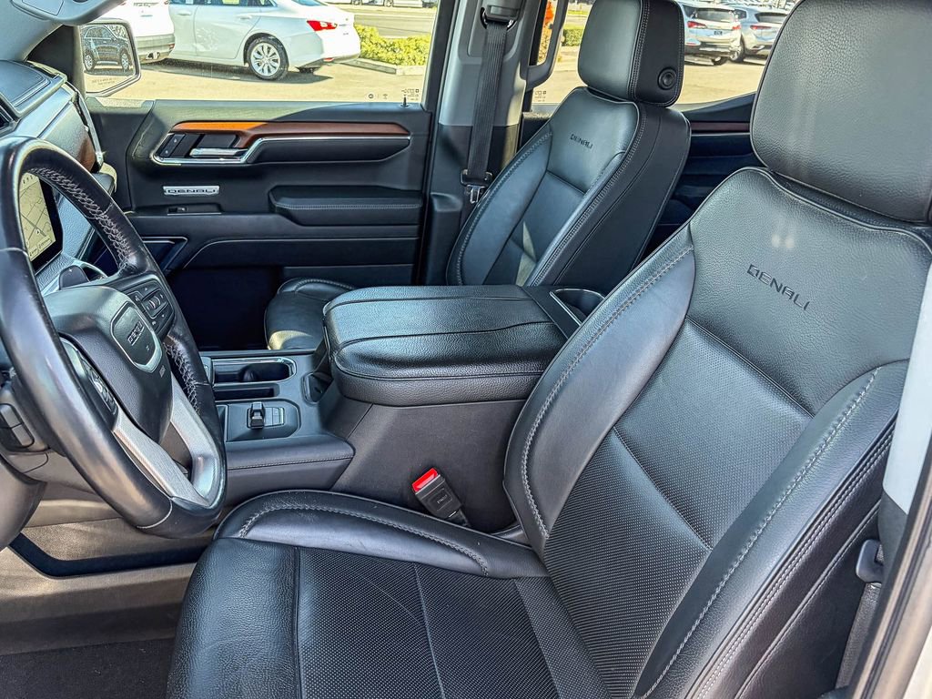 Used 2023 GMC Sierra 1500 Denali w/ Denali Reserve Package image 9