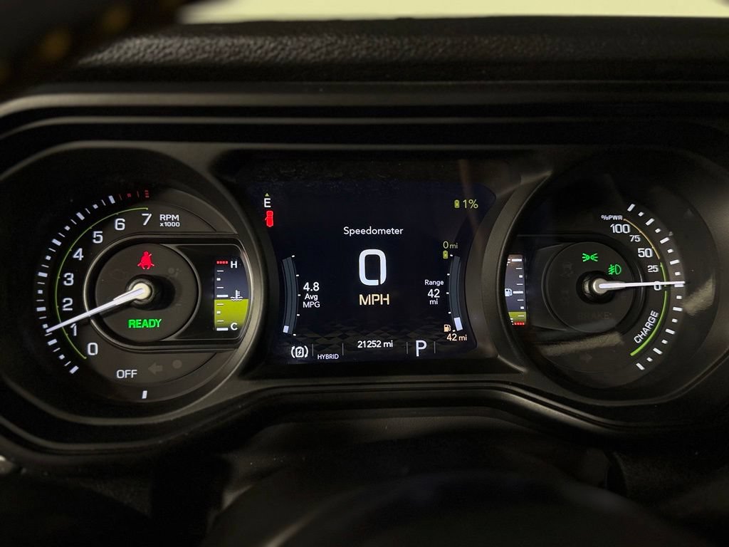 Used 2024 Jeep Wrangler Unlimited AWD/4WD image 16