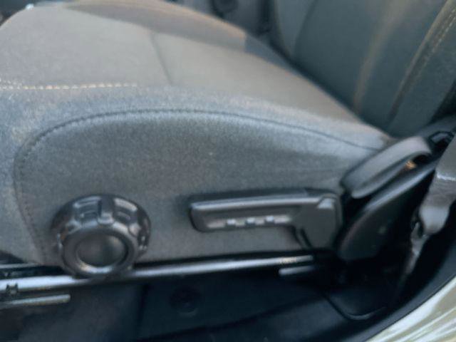 Certified 2025 Jeep Wrangler Willys image 14