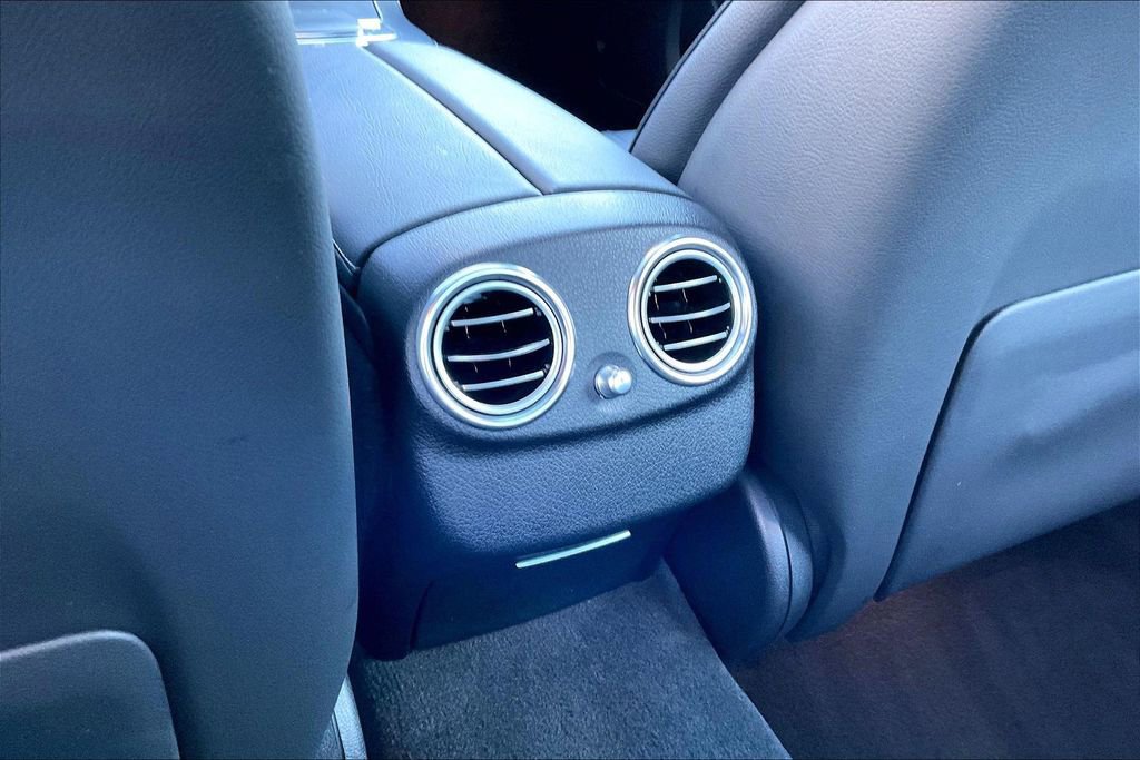 Used 2023 Mercedes-Benz E 350 4MATIC Sedan image 10