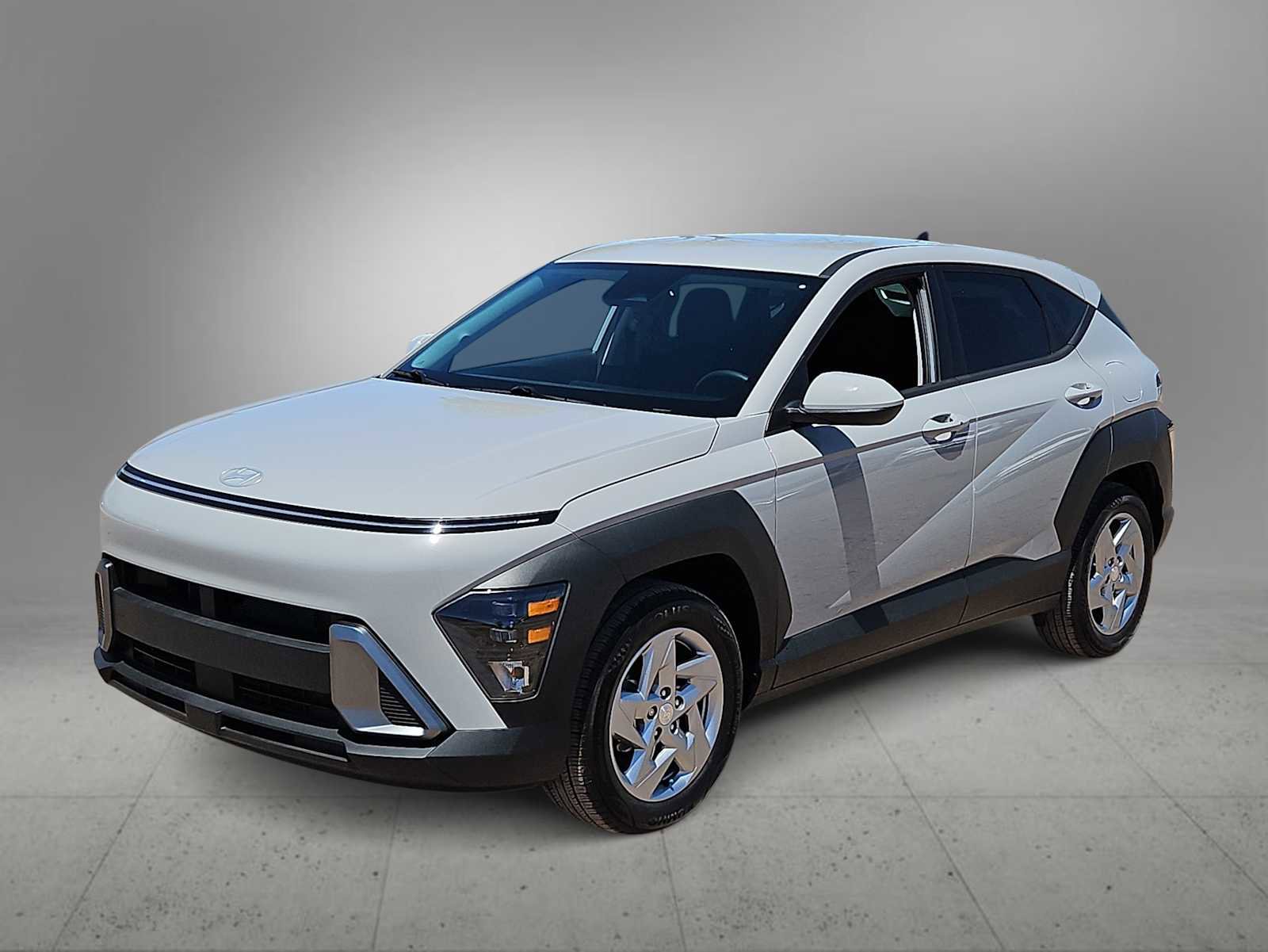 Certified 2024 Hyundai Kona SE FWD image 4