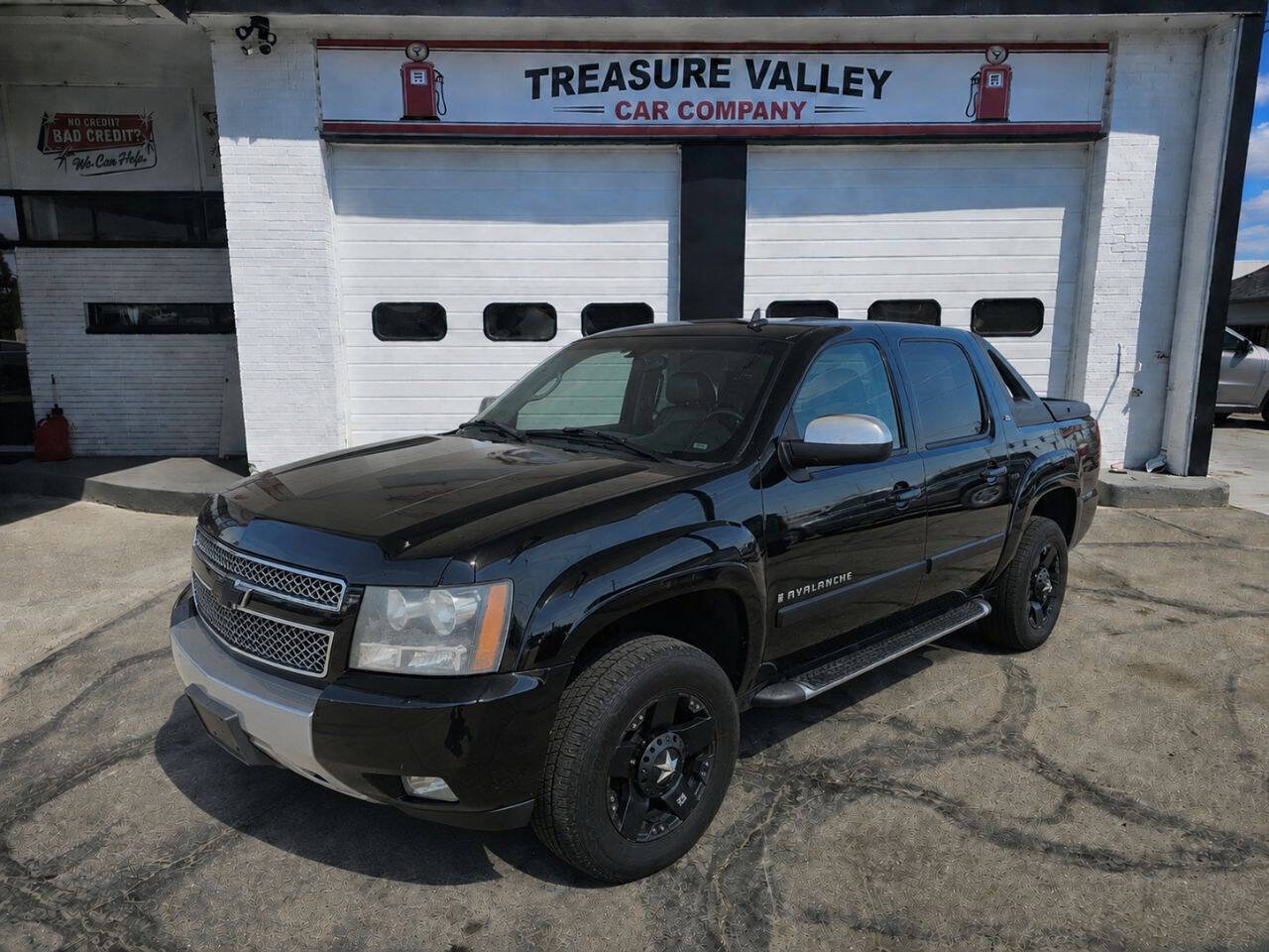 Used 2007 Chevrolet Avalanche LT w/ LT Preferred Equipment Group AWD/4WD image 16
