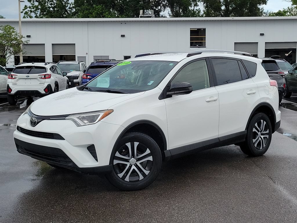 Used 2018 Toyota RAV4 LE FWD 360° Tour