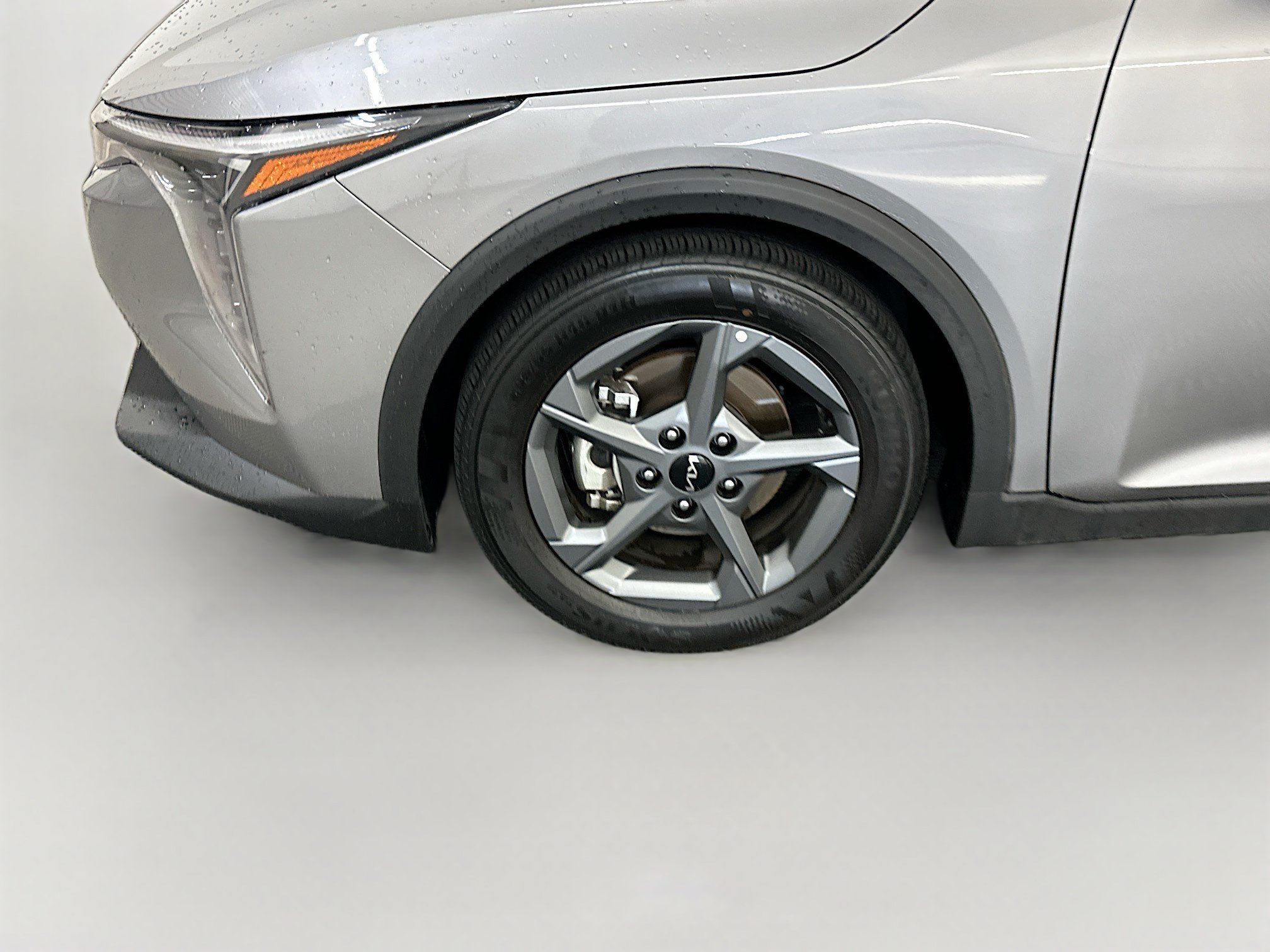 Used 2025 Kia K4 FWD image 11