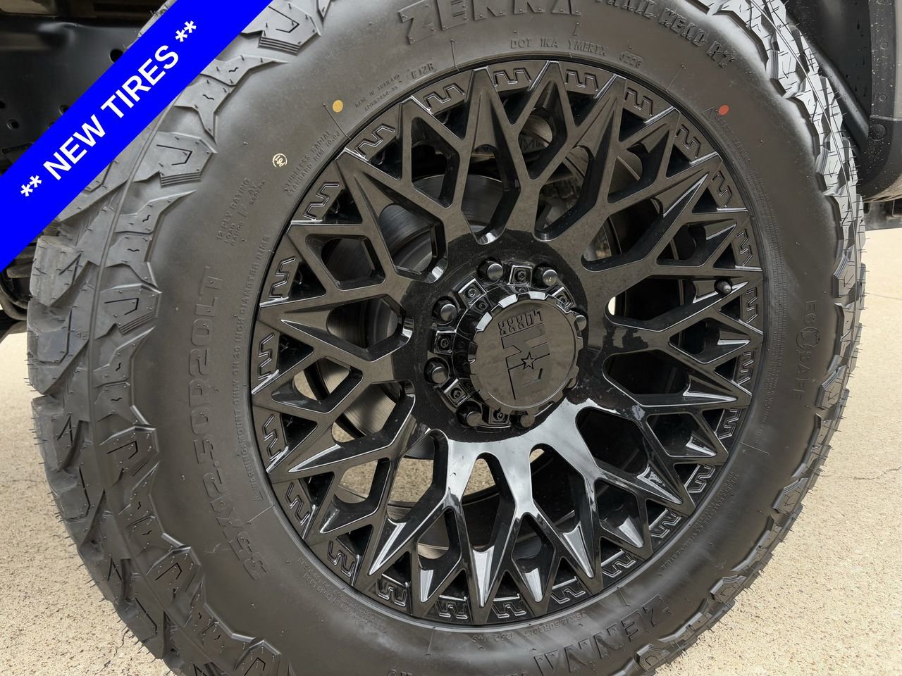 Certified 2024 Ford F250 XLT AWD/4WD image 11