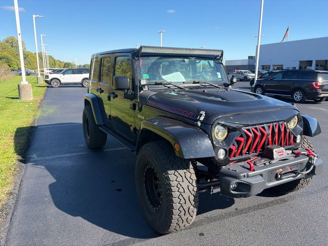 Used 2017 Jeep Wrangler Unlimited Rubicon AWD/4WD image 8
