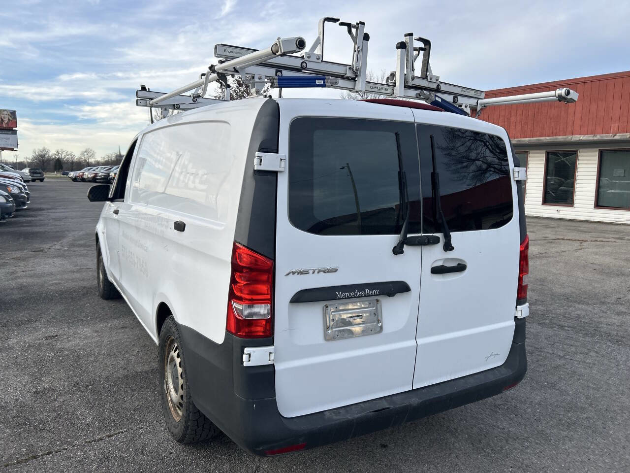 Used 2016 Mercedes-Benz Metris Cargo 3dr Mini Van w/ Driver Efficiency Package image 4