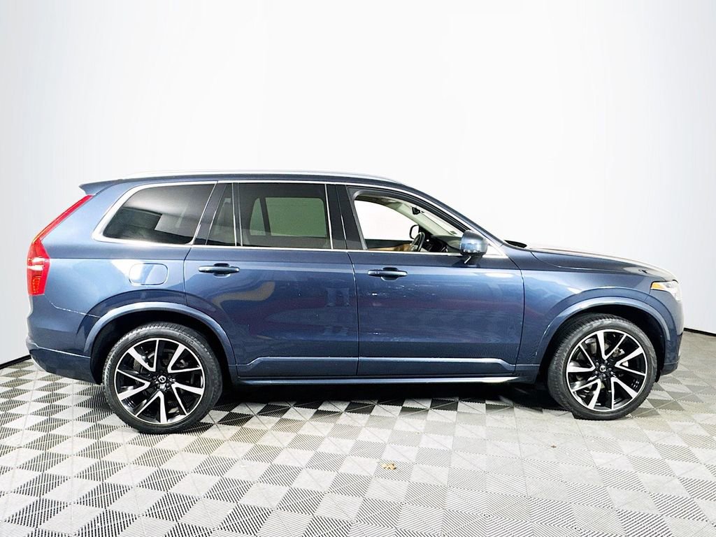 Used 2021 Volvo XC90 T6 Momentum w/ Climate Package AWD/4WD image 8
