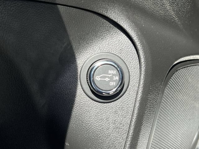 Used 2020 Buick Encore GX Essence w/ Experience Buick Package AWD/4WD image 43