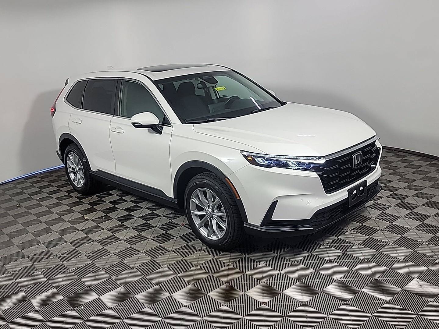Certified 2024 Honda CR-V EX image 2