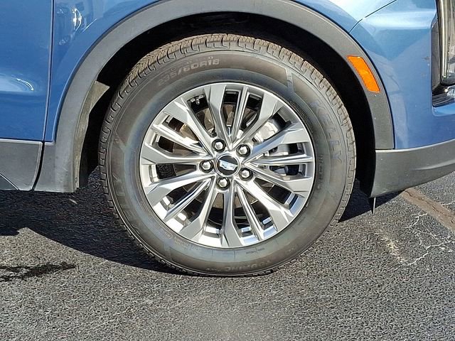 Used 2024 Cadillac XT4 Premium Luxury image 8