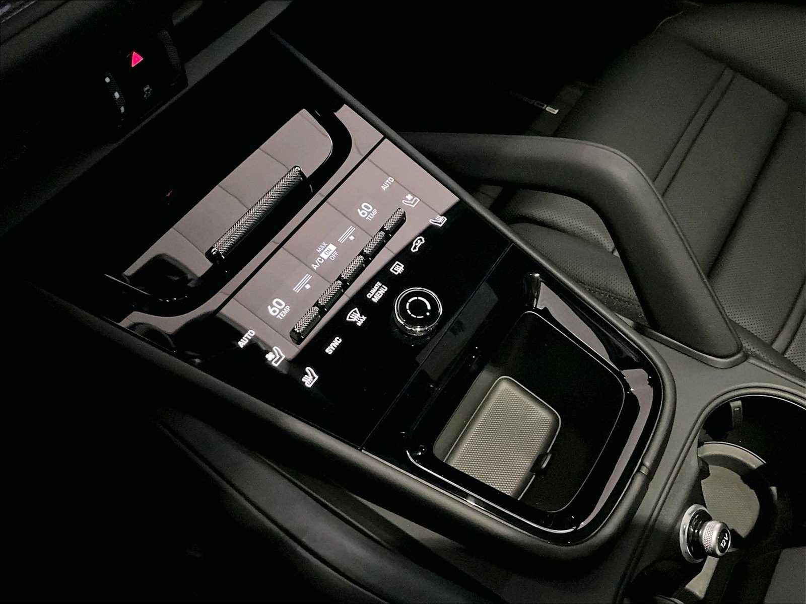 New 2026 Porsche Cayenne GTS AWD/4WD image 18