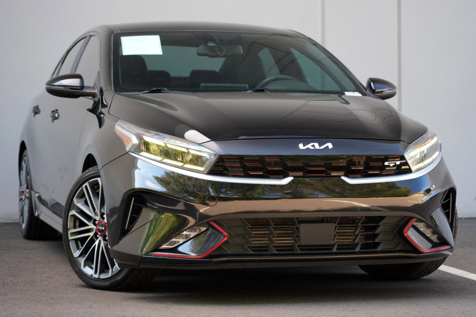 Used 2023 Kia Forte GT FWD image 2