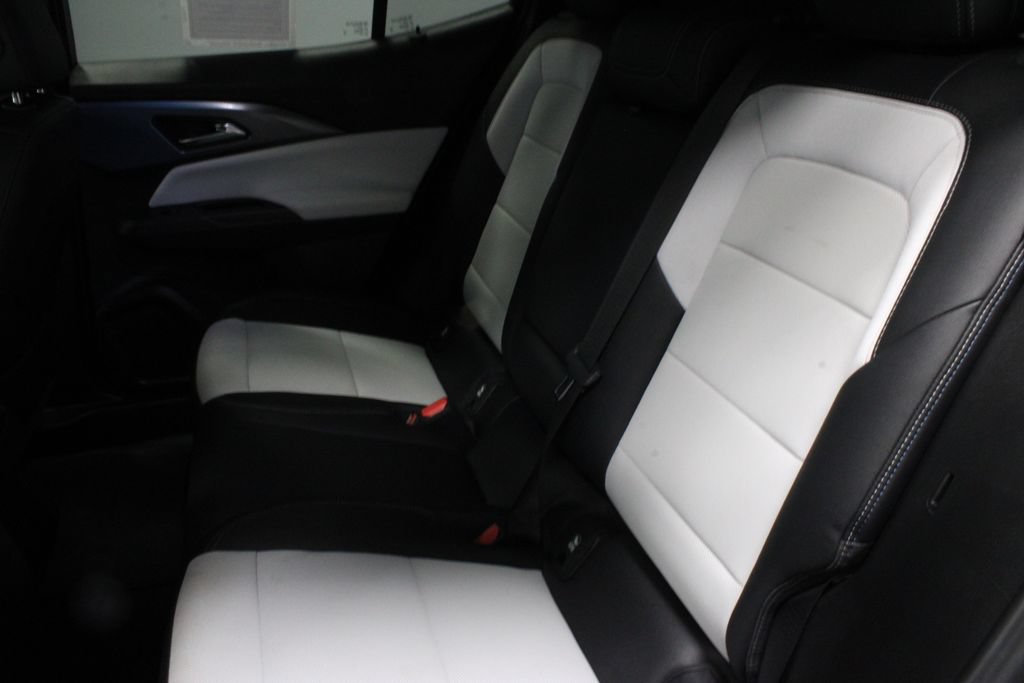 Used 2024 Chevrolet Equinox EV LT FWD image 21
