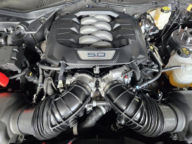 Used 2025 Ford Mustang GT Premium RWD image 35