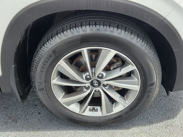 Used 2019 Hyundai Santa Fe Limited FWD image 18