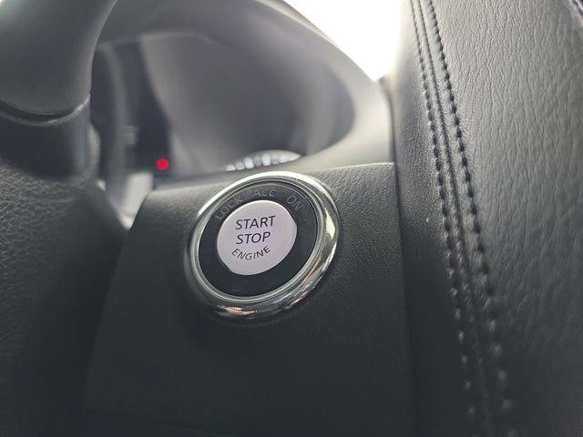 Used 2024 Nissan Armada SL w/ Captain's Chairs Package RWD image 36