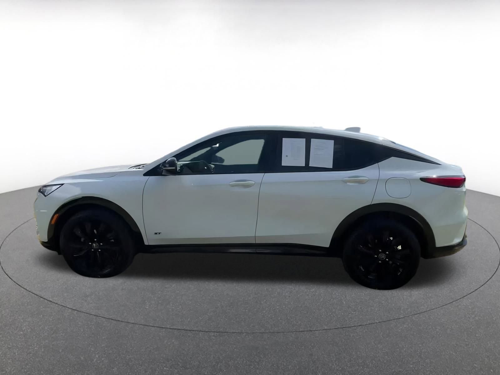 Used 2025 Buick Envista Sport Touring image 10