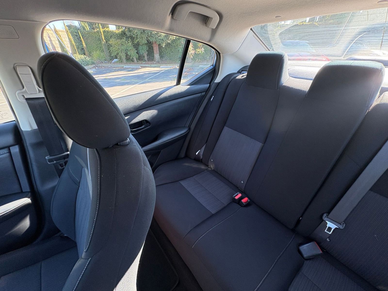 Used 2025 Nissan Sentra SV FWD image 37