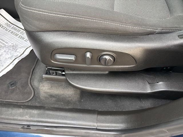 Used 2022 Chevrolet Traverse LT w/ Midnight/Sport Edition image 11