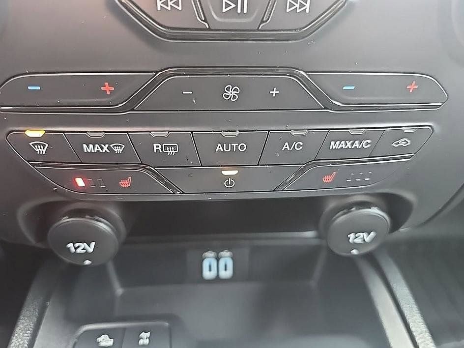 Used 2022 Ford Ranger XLT w/ Equipment Group 302A High AWD/4WD image 21