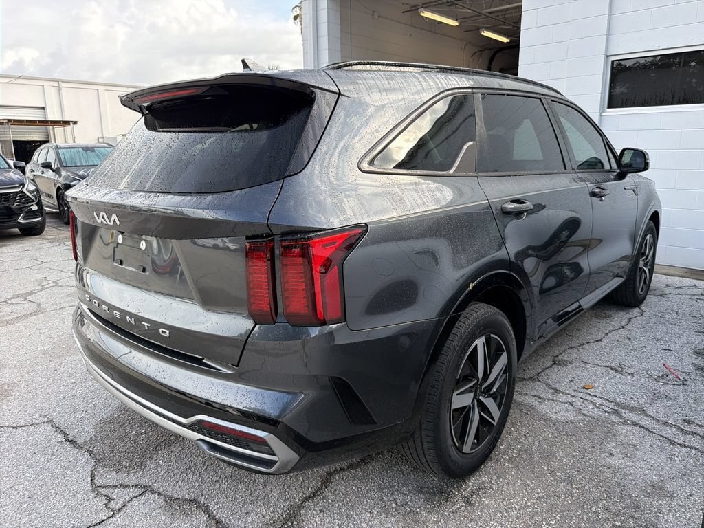 Certified 2022 Kia Sorento S FWD image 7