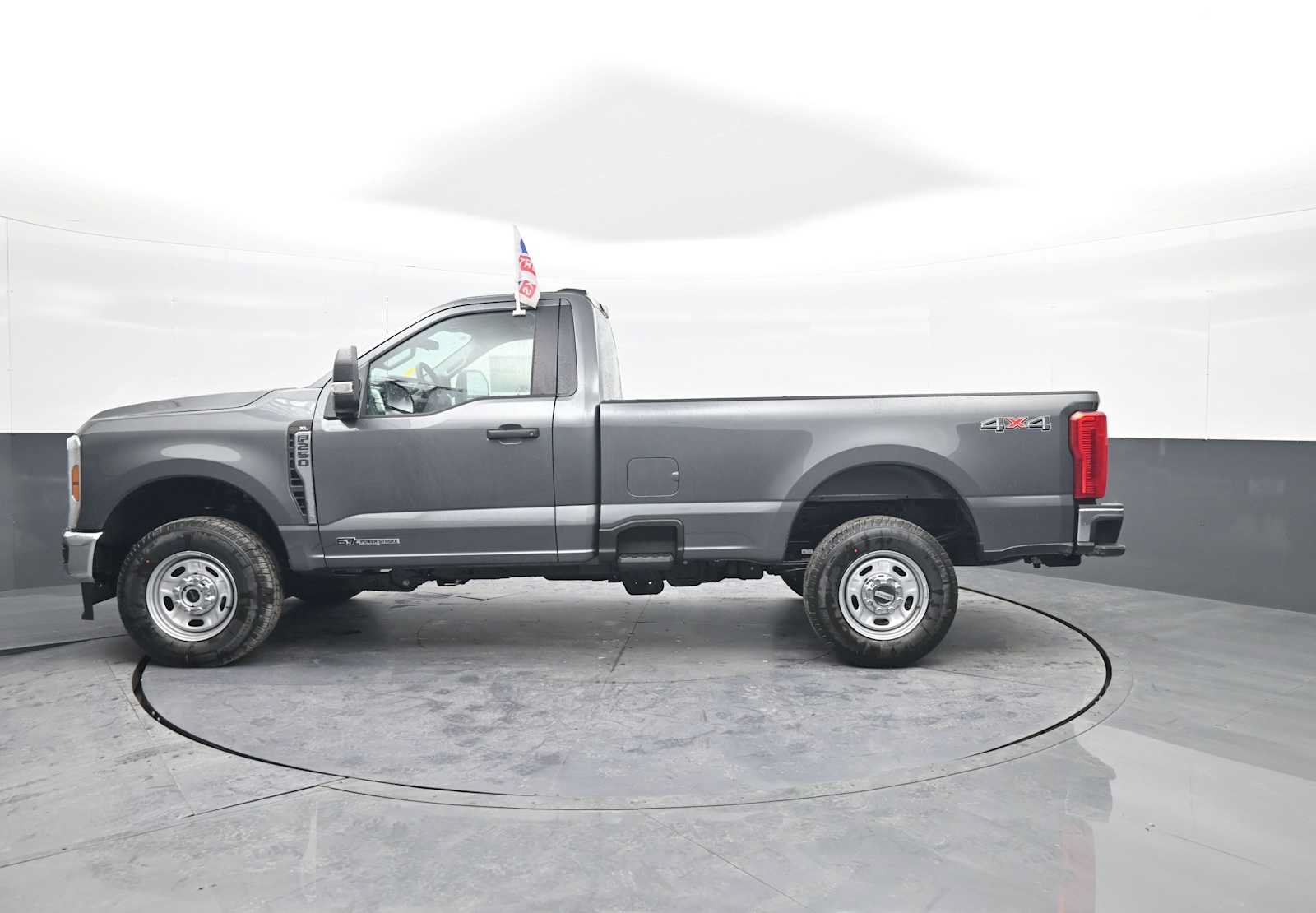 New 2026 Ford F250 XL w/ XL Driver Assist Package AWD/4WD image 5
