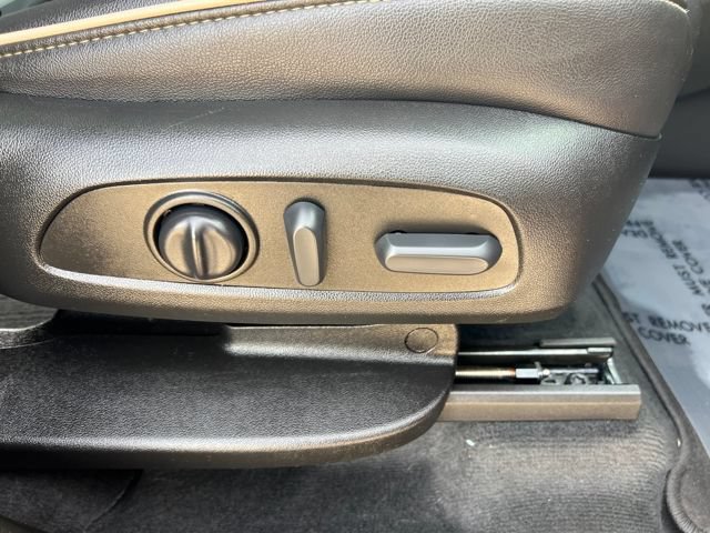 Used 2022 Chevrolet Traverse Premier AWD/4WD image 18