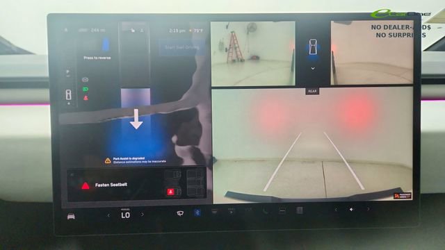 Used 2024 Tesla Cybertruck AWD Crew Cab image 44