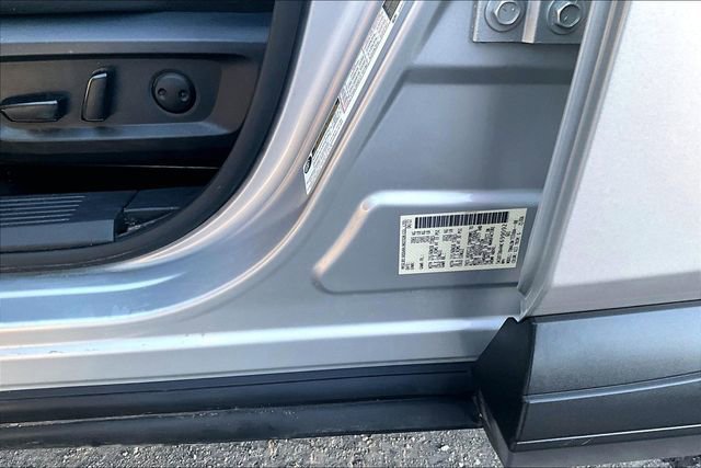 Used 2022 Nissan Rogue SV image 16