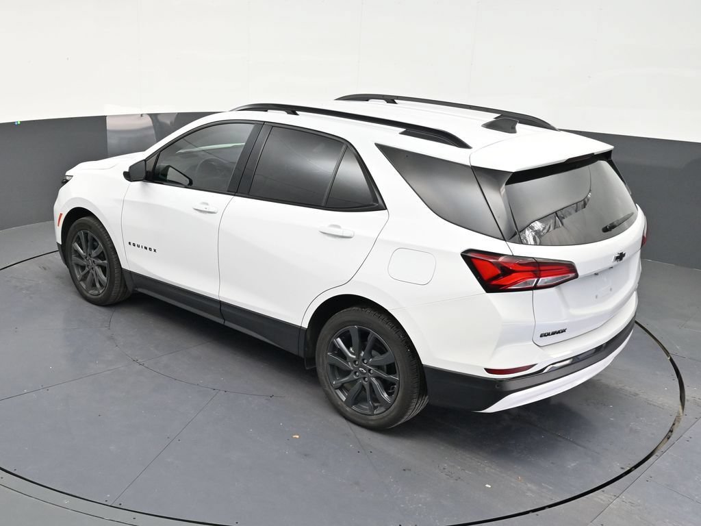 Used 2024 Chevrolet Equinox RS FWD image 13
